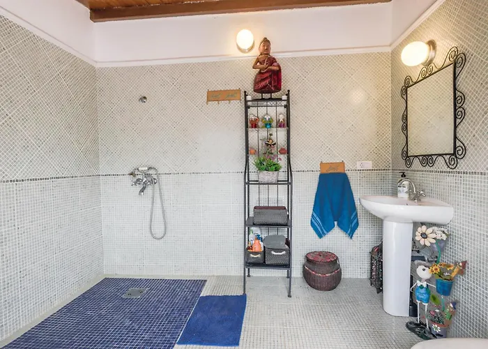 度假居 Con Piscina *